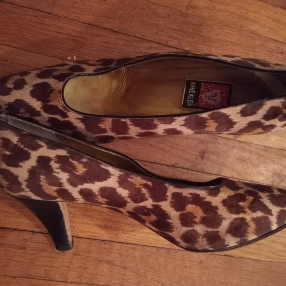 Anne Klein Kitten Heels - Picture 8 of 8